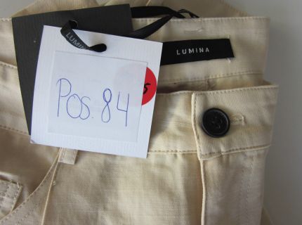 1 Jeanshose gelb weites Bein
