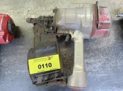 1 Druckluftnagler Fabr.: Max