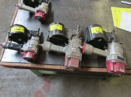 3 Druckluftnagler Fabr.: MAX