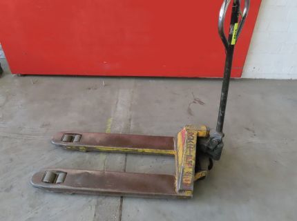 1 Gabelhubwagen ohne Typenbezeichnung
