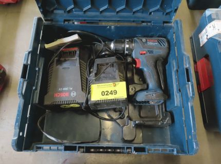 1 Akku-Schrauber Fabr.: Bosch Ladegerät