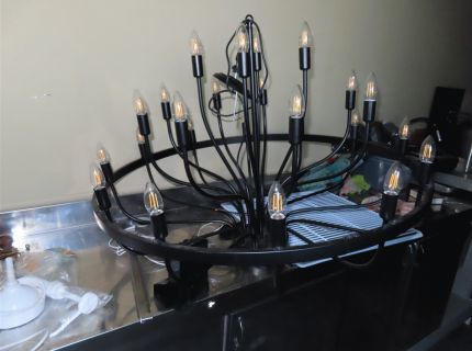 3 LED-Kronleuchter Stahlrohr schwarz