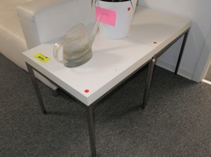 1 Beistelltisch