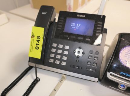 1 Tischtelefon Fabrikat Yealink