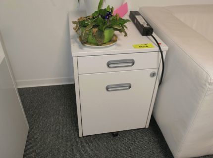 1 Rollcontainer