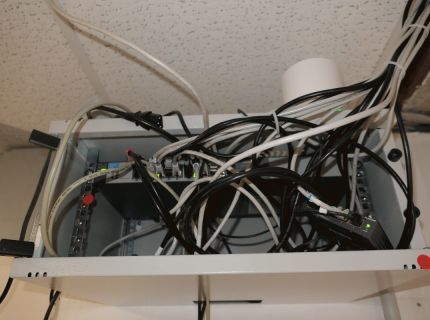 1 Switch Fabrikat Hewlett Packard