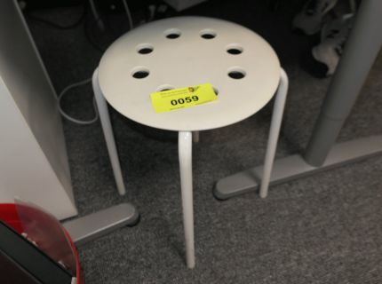 1 Beistellhocker