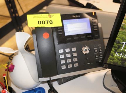 1 Tischtelefon Fabrikat Yealink