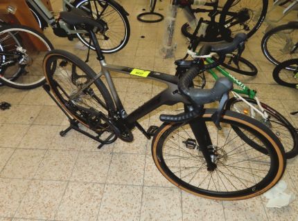 1 E-Gravelbike Fabr.: Stevens Typ: