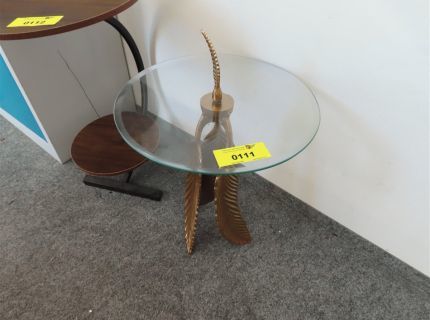 1 Beistelltisch rund mit Glasplatte