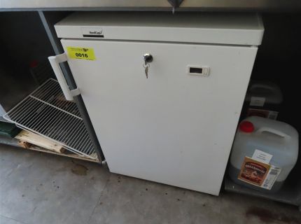 1 Untertischkühlschrank Fabr.: NordCap Weiß