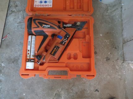 1 Streifennagler Fabr. Paslode Impulse