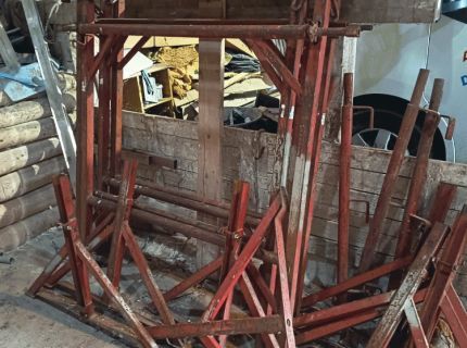 4 Kurbelgerüstböcke Fabr. Baumann mit