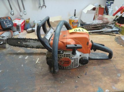1 Motorsäge Fabr. Stihl Typ