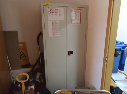 1 Metallschrank ca. 1 m