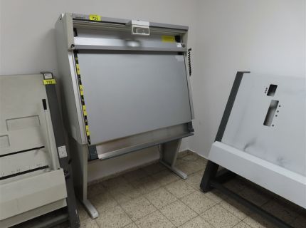 1 Offset-Plattenprüfstand Fabr.: MegaStahl