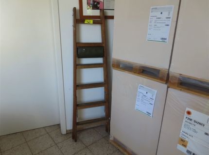 1 Holzleiter 6-stufig