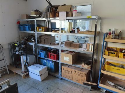 3 Metallsteckregale ca. 120 m