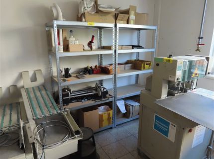 2 Metallsteckregale ca. 120 m