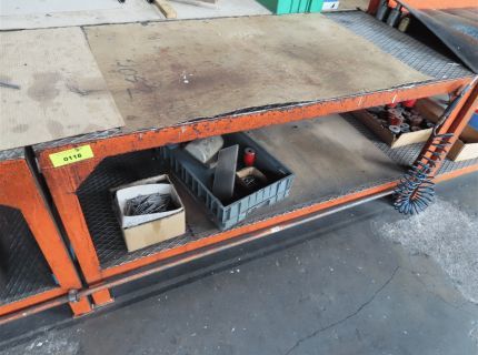 1 Arbeitstisch Metallausführung Maß je
