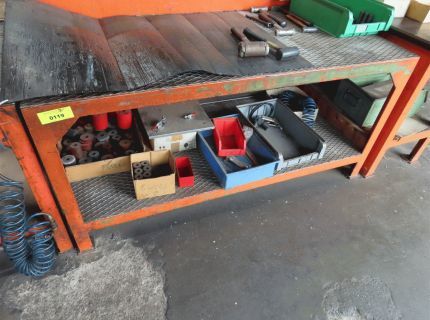 1 Arbeitstisch Metallausführung Maß je