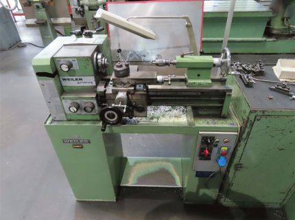 1 Drehmaschine Fabrikat: Weiler Typ:
