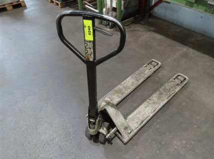 1 Hubwagen Fabr.: Crown