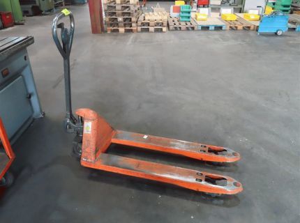 1 Hubwagen