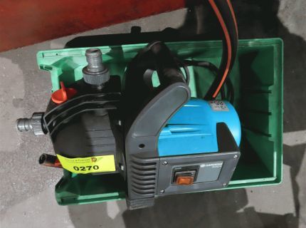 1 Pumpe Fabr.: Gardena Typ: