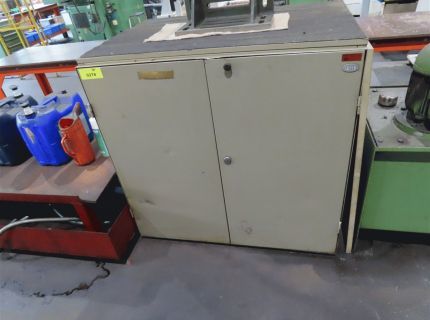 1 Metallschrank ca. 100 x