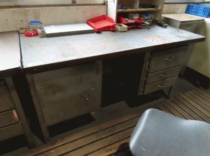 1 Werkbank ca. 180 x
