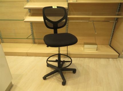 1 Bürodrehstuhl Stoff-/Netzbezug schwarz mit