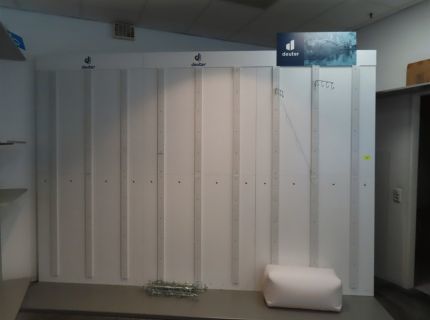 1 Wandpräsentationsystem Aufschrift Deuter ca.