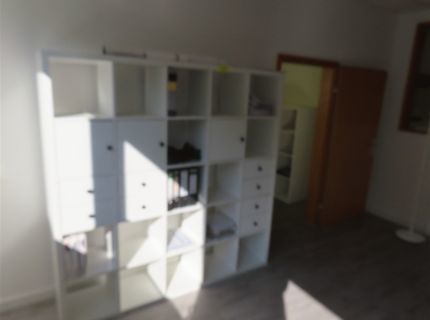 1 Aktenschrankwand mehrteilig mit Würfelregal