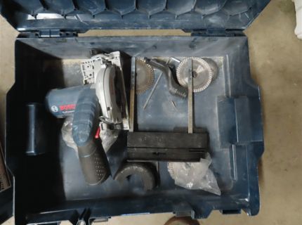 1 Mini-Handkreissäge Fabr.: Bosch Typ: