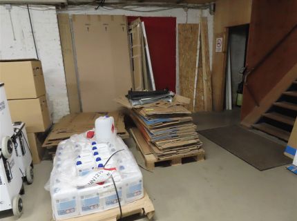 1 Posten Kartonagen für Abdeckarbeiten